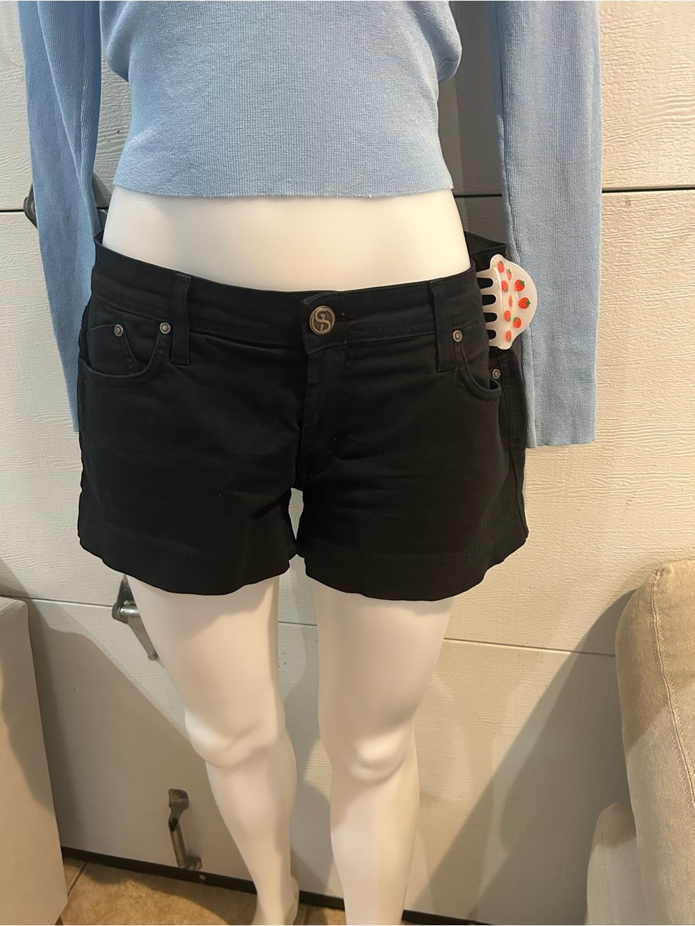 Black Women's Jean Shorts - Classic Casual Style